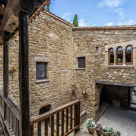 Castell In Girona * Sant Miquel de Campmajor
